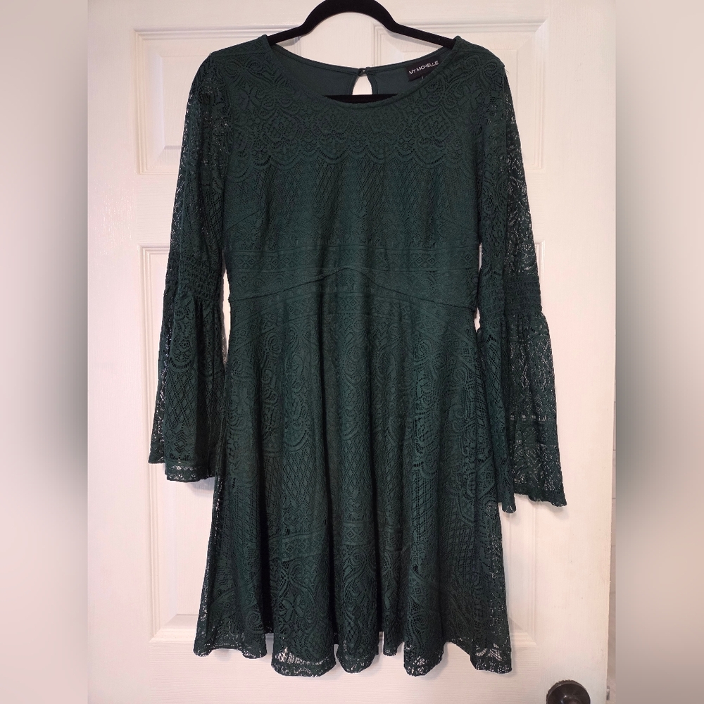 Dark Green Lace Long Sleeve Dress
